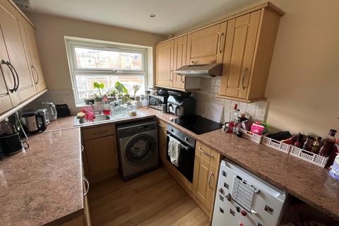 2 bedroom terraced house to rent, First Avenue Close, Goole