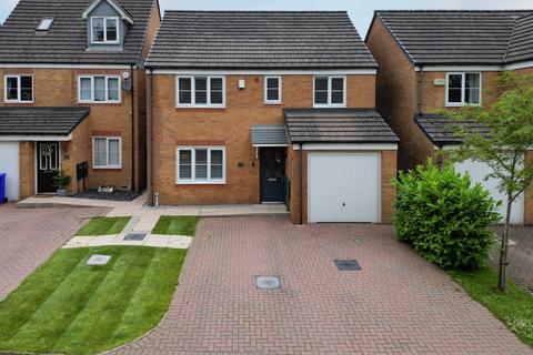 4 bedroom detached house for sale, Orama Avenue, Whitworth,