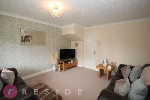 2 bedroom semi-detached house to rent, Captain Fold, Heywood OL10