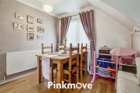 3 bedroom terraced house for sale, Howe Circle, Newport - REF #00025027