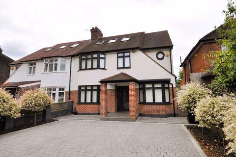 5 bedroom semi-detached house to rent, Clarence Avenue, New Malden