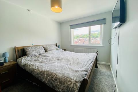 8 Hawthorn Road, Crediton, EX17 2DF