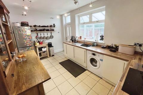 2 bedroom semi-detached house for sale, Churchtown Avenue, Breightmet