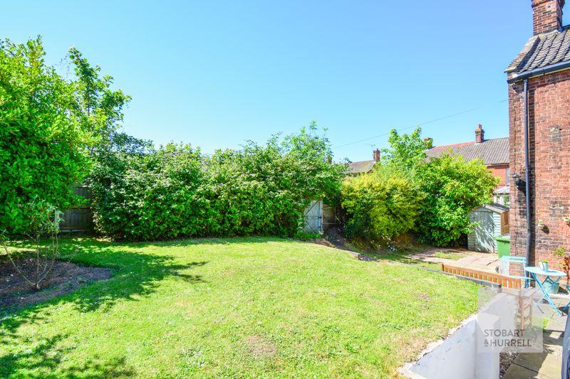 Lawned Garden