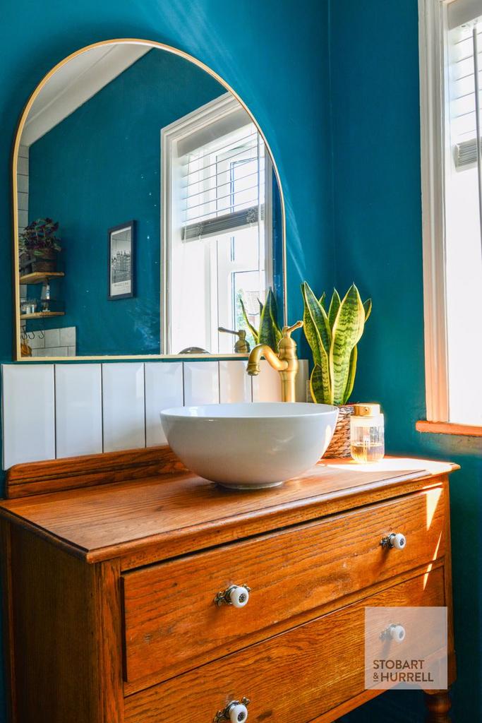 Bathroom Feature