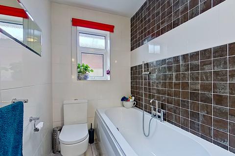 46 Bickley Avenue, Sutton Coldfield, B74 4DZ