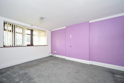 21 Arnhem Road, Willenhall, WV13 3TX
