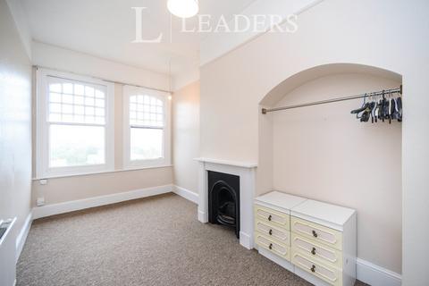 5 bedroom flat to rent, Port Hall Avenue, Brighton, BN1