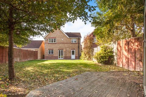 3 bedroom detached house to rent, Pitfield Close, Fenstanton