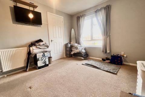 1 bedroom flat to rent, Inchwood,