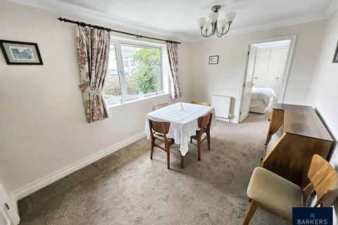 1 Adwalton Close, Drighlington, Bradford, BD11 1DQ