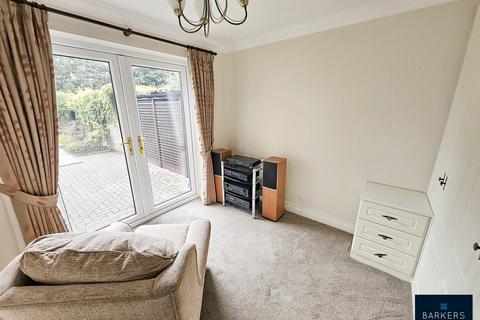 1 Adwalton Close, Drighlington, Bradford, BD11 1DQ