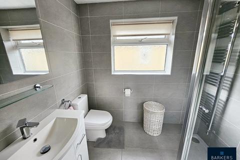 1 Adwalton Close, Drighlington, Bradford, BD11 1DQ