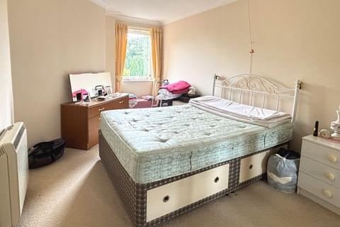 1 bedroom retirement property for sale, London Road, Gloucester