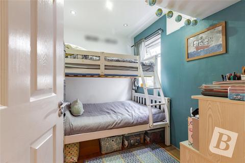 2 bedroom maisonette for sale, Ballards Road, Dagenham, RM10