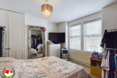 81 Rosebery Avenue, Gloucester, GL1 5EH
