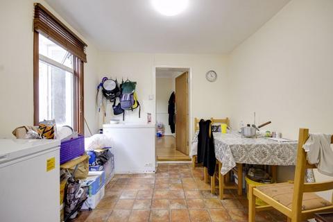 2 bedroom terraced house for sale, Lincoln Road, Enfield