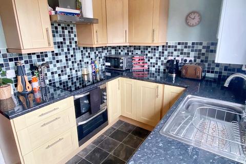 2 bedroom terraced house for sale, Whitemarsh Close, Cheltenham GL51