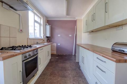 3 bedroom terraced house for sale, Long Road, Scunthorpe