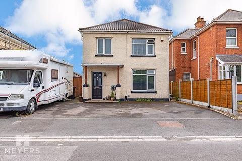 3 bedroom detached house for sale, Clarendon Road, Christchurch, BH23