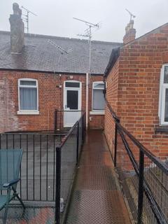 2 bedroom apartment to rent, Field Street, Loughborough LE12
