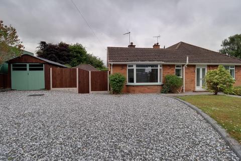 2 bedroom bungalow to rent, Lynton Avenue, Stafford ST17