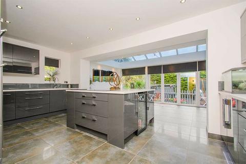 41 Adelaide Drive, Cannock, WS12 2GP
