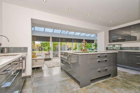 41 Adelaide Drive, Cannock, WS12 2GP