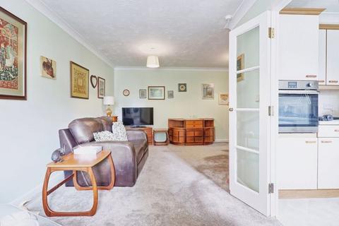 1 bedroom retirement property for sale, Cedar Avenue, Chelmsford CM1