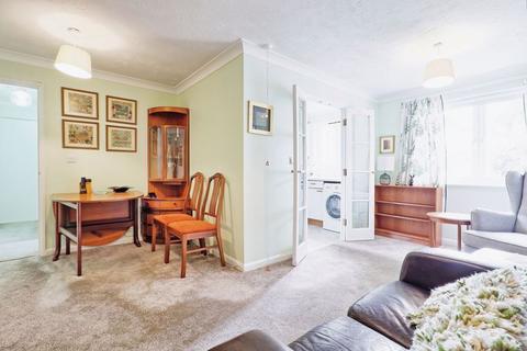 1 bedroom retirement property for sale, Cedar Avenue, Chelmsford CM1