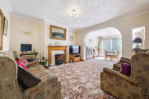 2 bedroom semi-detached bungalow for sale, Central Drive, Wigan WN6