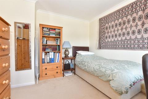 3 bedroom semi-detached house for sale, Sydney Close, Newport, Isle of Wight