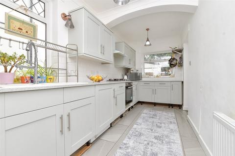 8 Lavington Road, Croydon, CR0 4PP
