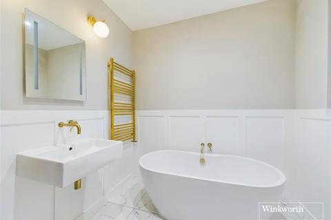 52 Wood Lane, London, NW9 7NY