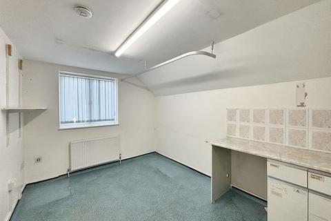 11 Crichton Road, Carshalton, SM5 3LS