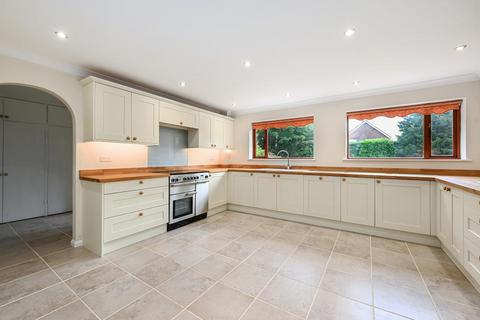 3 bedroom detached house for sale, High Street, Biddenden, Kent, TN27 8AH