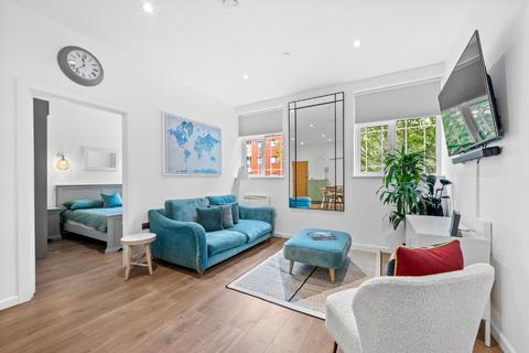 1 bedroom flat for sale, Kingston Road, Wimbledon Chase, SW20 8LX