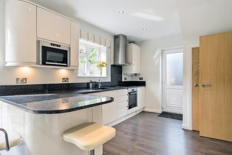 6 Stanley Gardens, South Croydon, CR2 9AH