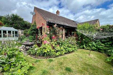 5 Manor Close, Deal, CT14 9XA