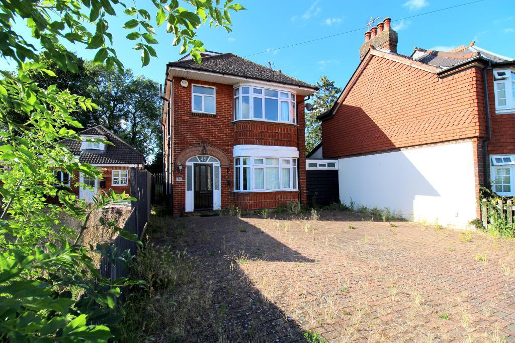 Lothair Road, Stopsley, Luton... 4 bed detached house - £450,000