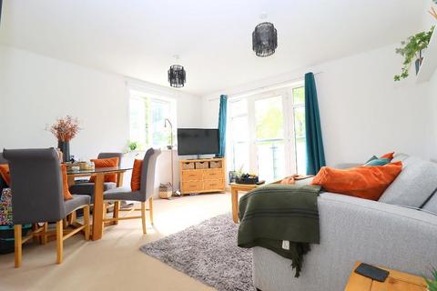 2 bedroom apartment for sale, The Parklands, Dunstable, Bedfordshire, LU5 4GW