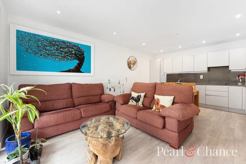 2 bedroom apartment for sale, Peregrine Apartments, Moorhen Drive, NW9