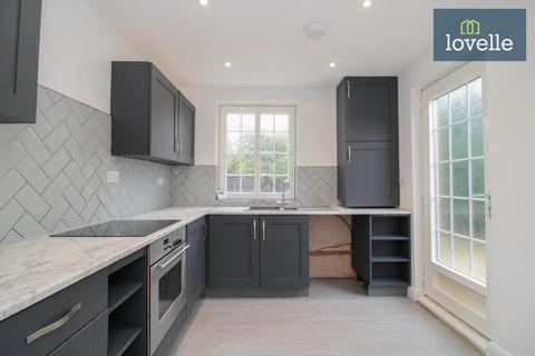 30 Cartledge Avenue, Grimsby, DN32 8ES