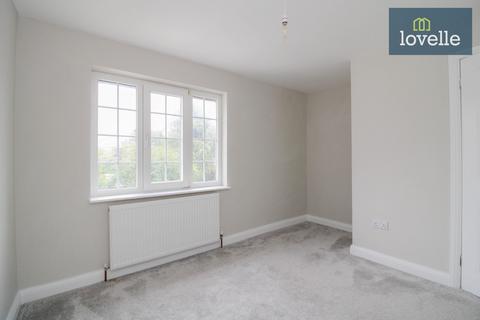 30 Cartledge Avenue, Grimsby, DN32 8ES