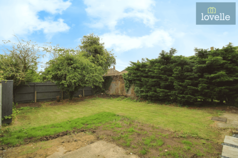30 Cartledge Avenue, Grimsby, DN32 8ES