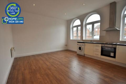 1 bedroom flat to rent, Ashburnham Road, Bedford