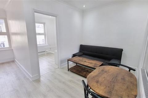 2 bedroom flat to rent, Frith Road, Leytonstone