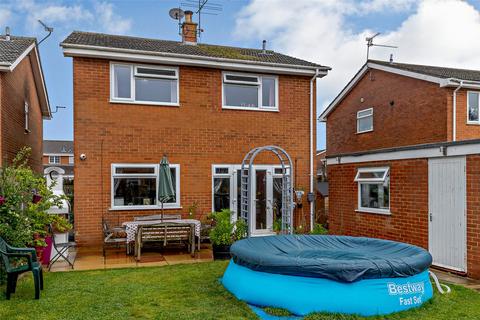 undefined, Broughton Avenue, Toddington, Bedfordshire, LU5