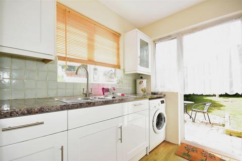 62 Westbury Lane, Buckhurst Hill, IG9 5PW