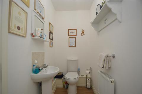 2 bedroom house for sale, Consort Gardens, East Cowes